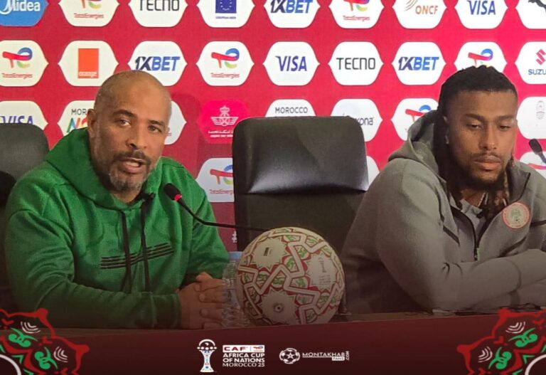 تصريحات مثيرة لمدرب نيجيريا قبل موقعة النصف: المغرب يختلف عن الجزائر والركراكي ليس بيتكوفيتش