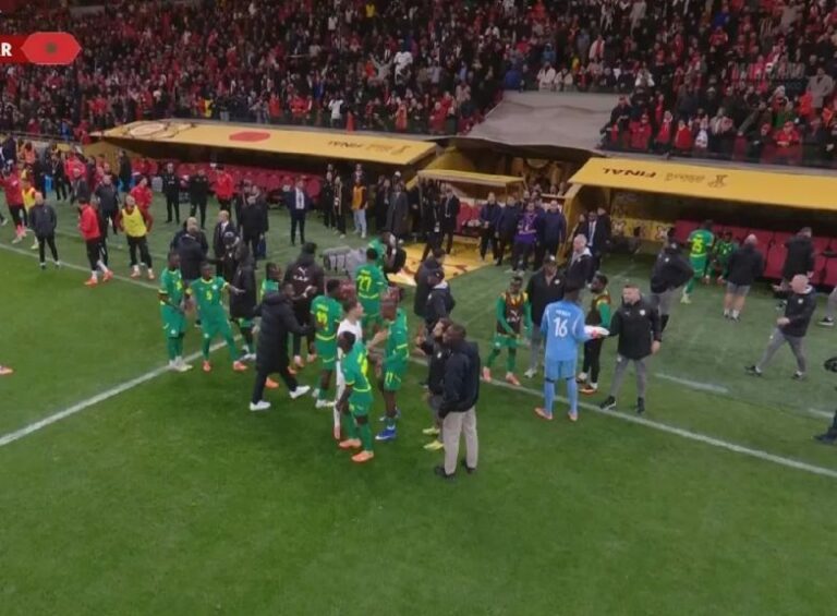 هل يمكن سحب كأس أمم إفريقيا من السنغال ومنحه للمغرب؟ تحليل قانوني بعد نهائي مثير للجدل