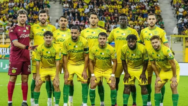 لاعبو شبيبة القبائل الجزائري يهددون بمقاطعة مباراة الجيش الملكي
