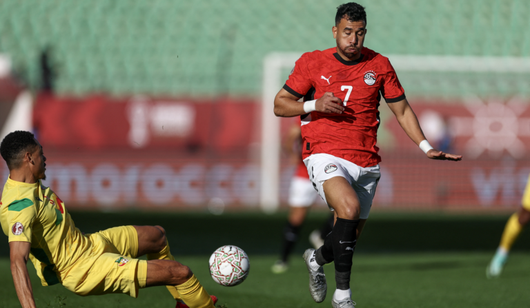 محمود “تريزيغيه” يصاب بتمزق في أربطة الكاحل