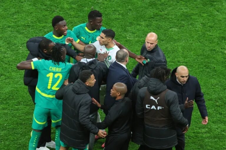 الكاف يصدر قرارًا جديدًا بشأن أحداث نهائي كأس أمم إفريقيا